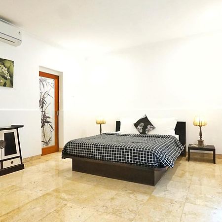 Villa Te Kawau Seminyak Buitenkant foto