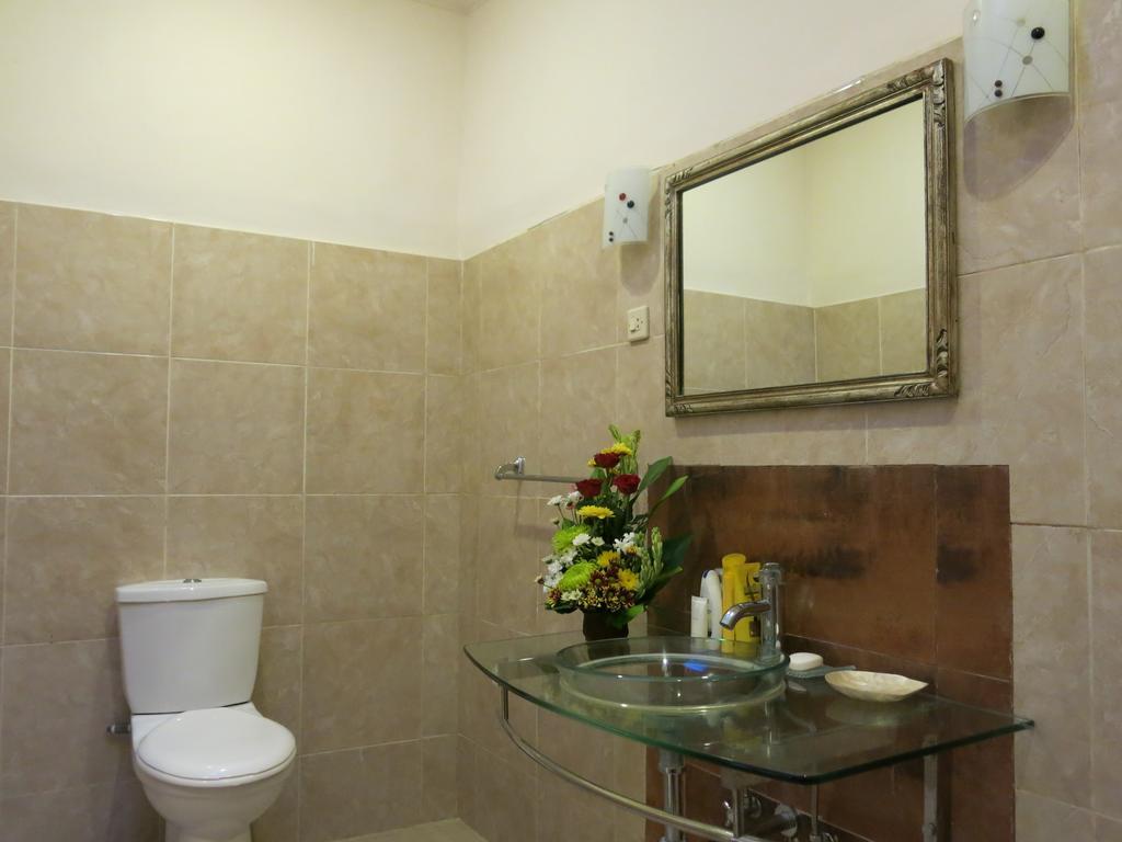 Villa Te Kawau Seminyak Kamer foto