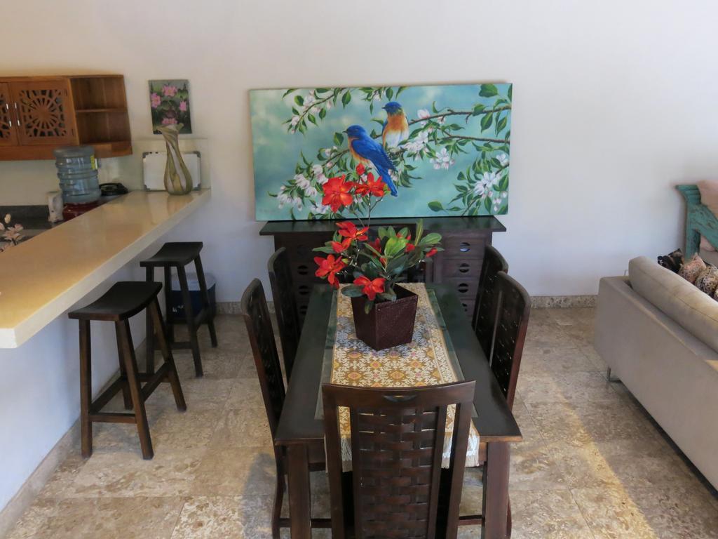 Villa Te Kawau Seminyak Kamer foto
