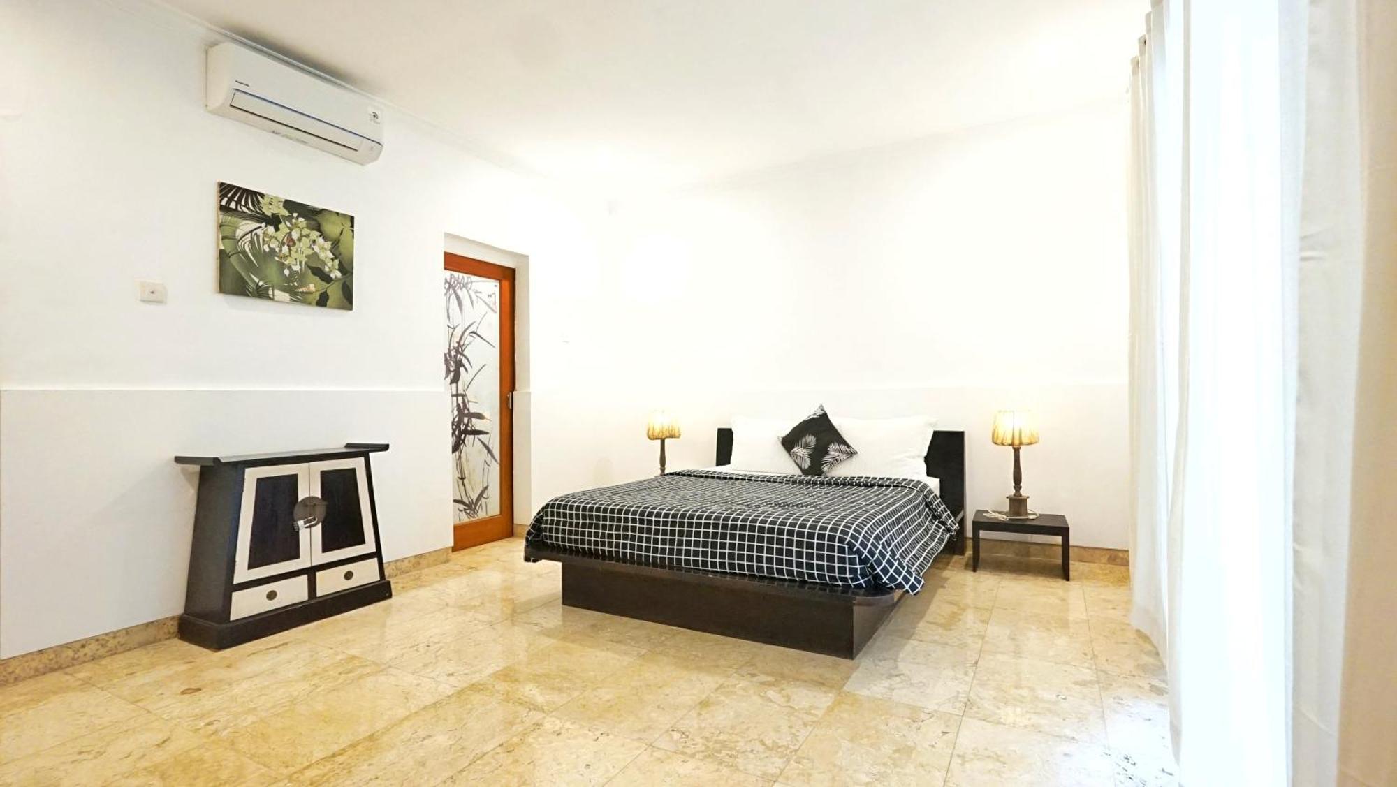 Villa Te Kawau Seminyak Buitenkant foto