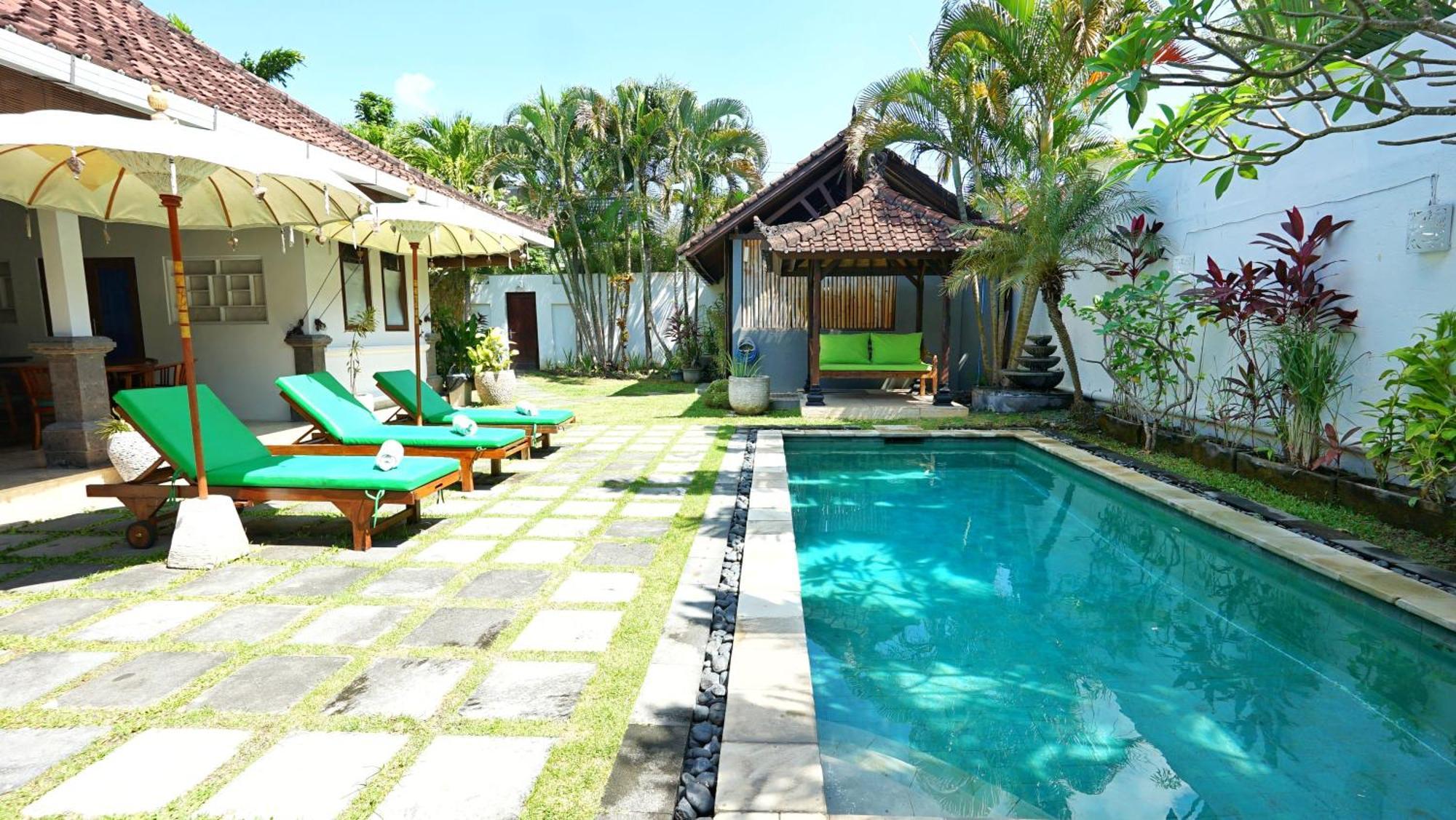 Villa Te Kawau Seminyak Buitenkant foto
